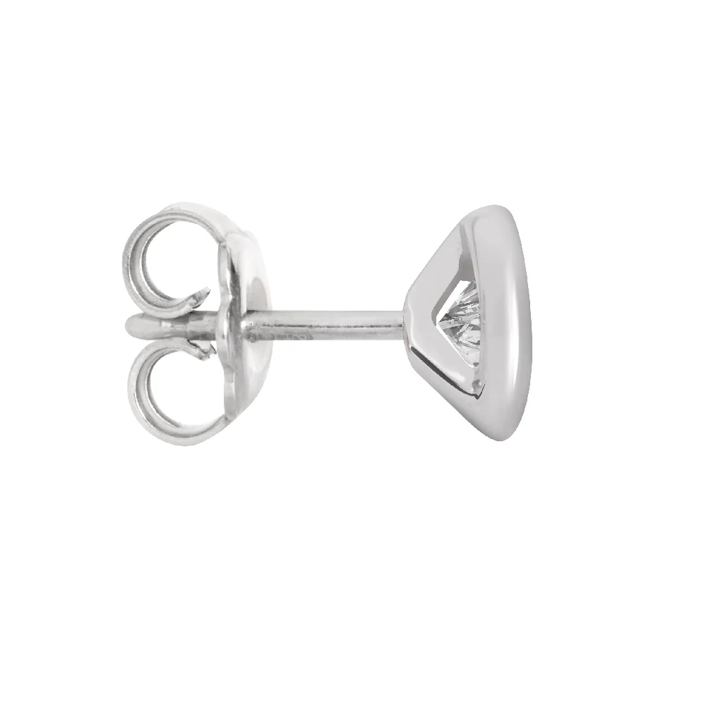 18ct White Gold Rim Set Diamond Earrings - Image 4