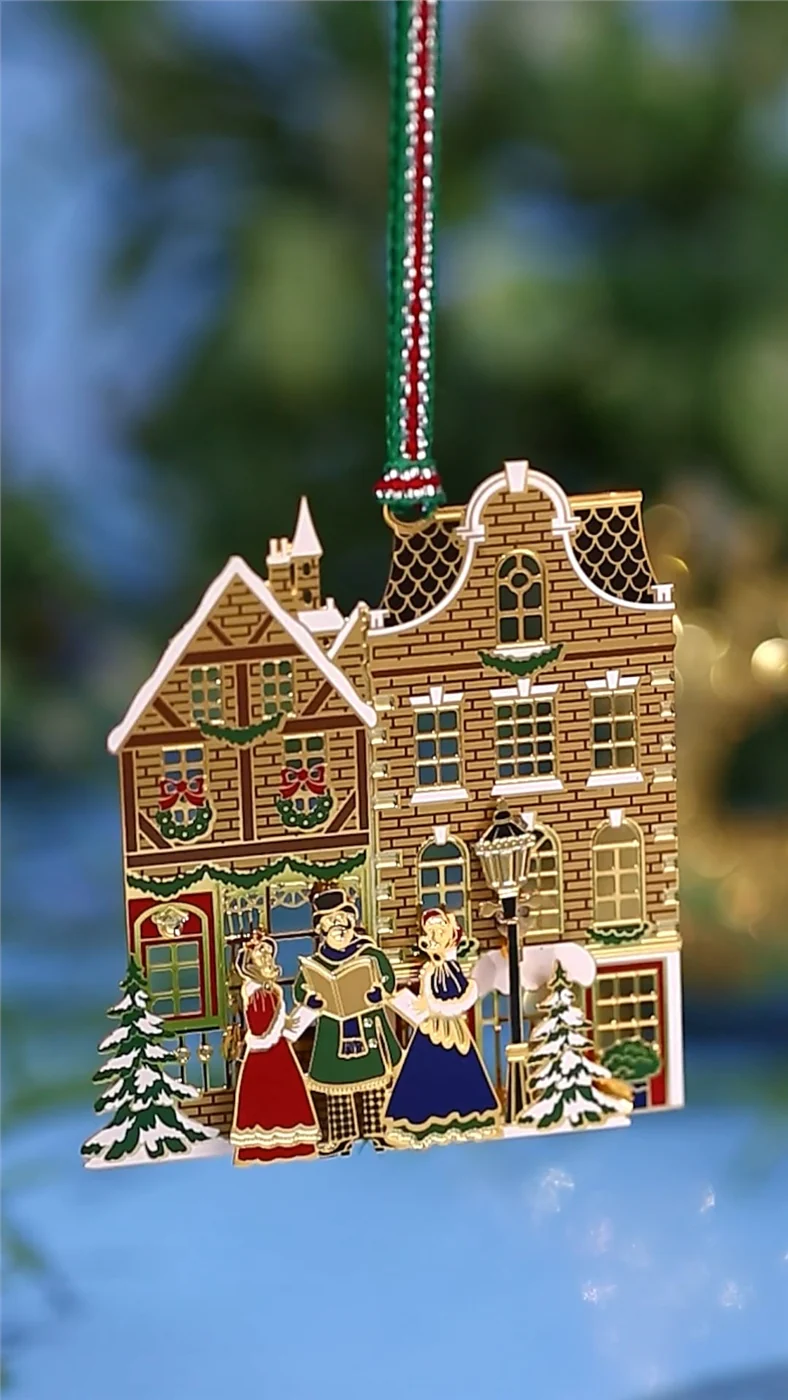 Christmas Carol Singers Tree Decorations - Image 3