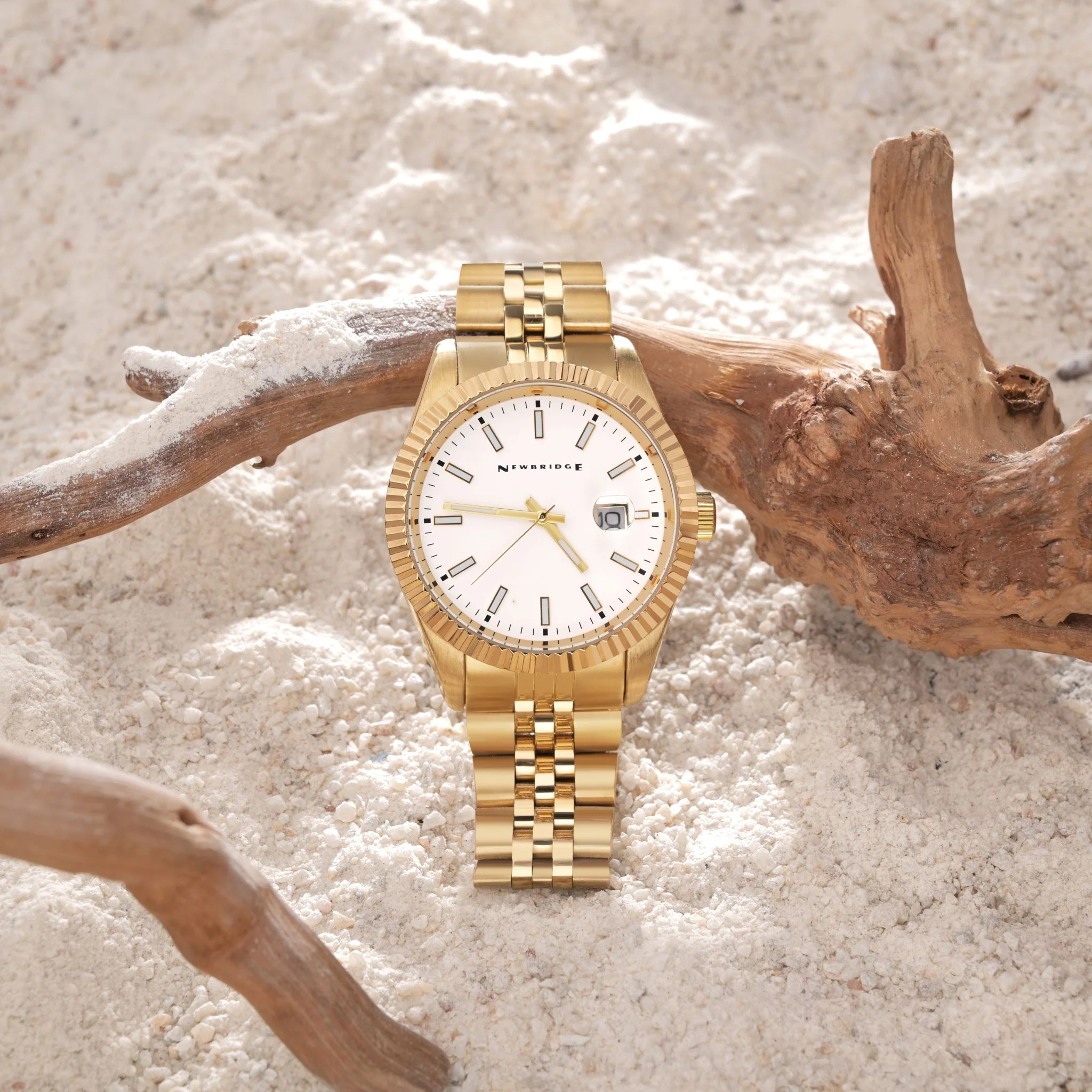 Gents Gold Plated White Dial Steel Bracelet Watch - Image 2