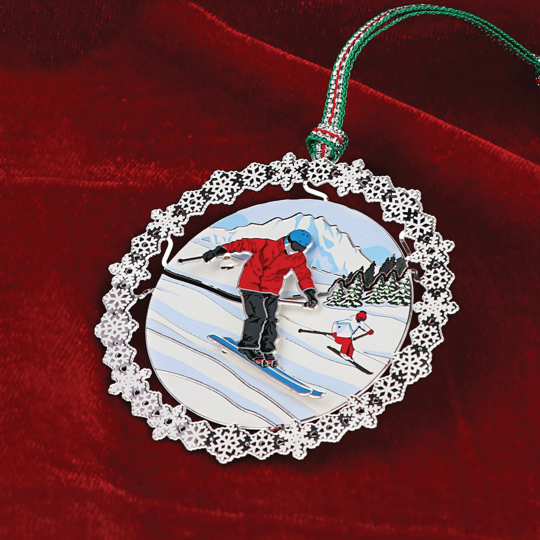 On the Piste Christmas Tree Decoration - Image 2