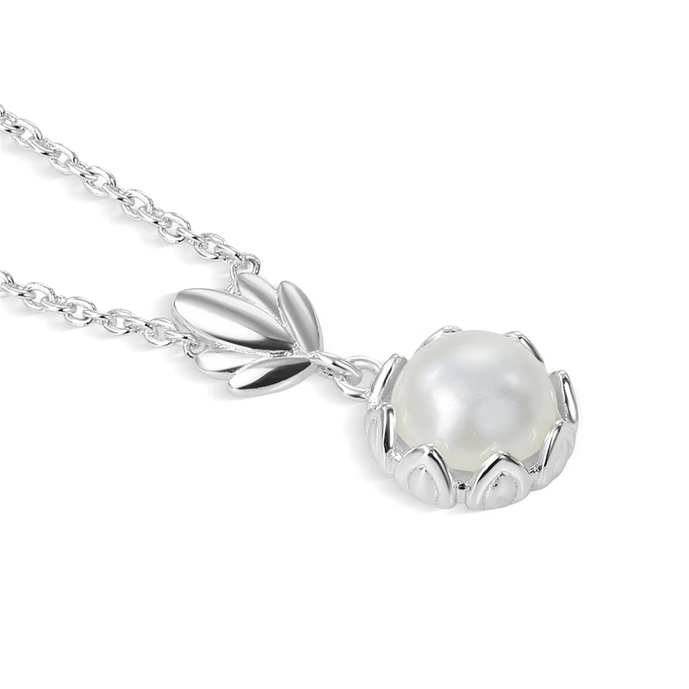 Pearl Leaf Pendant - Image 3