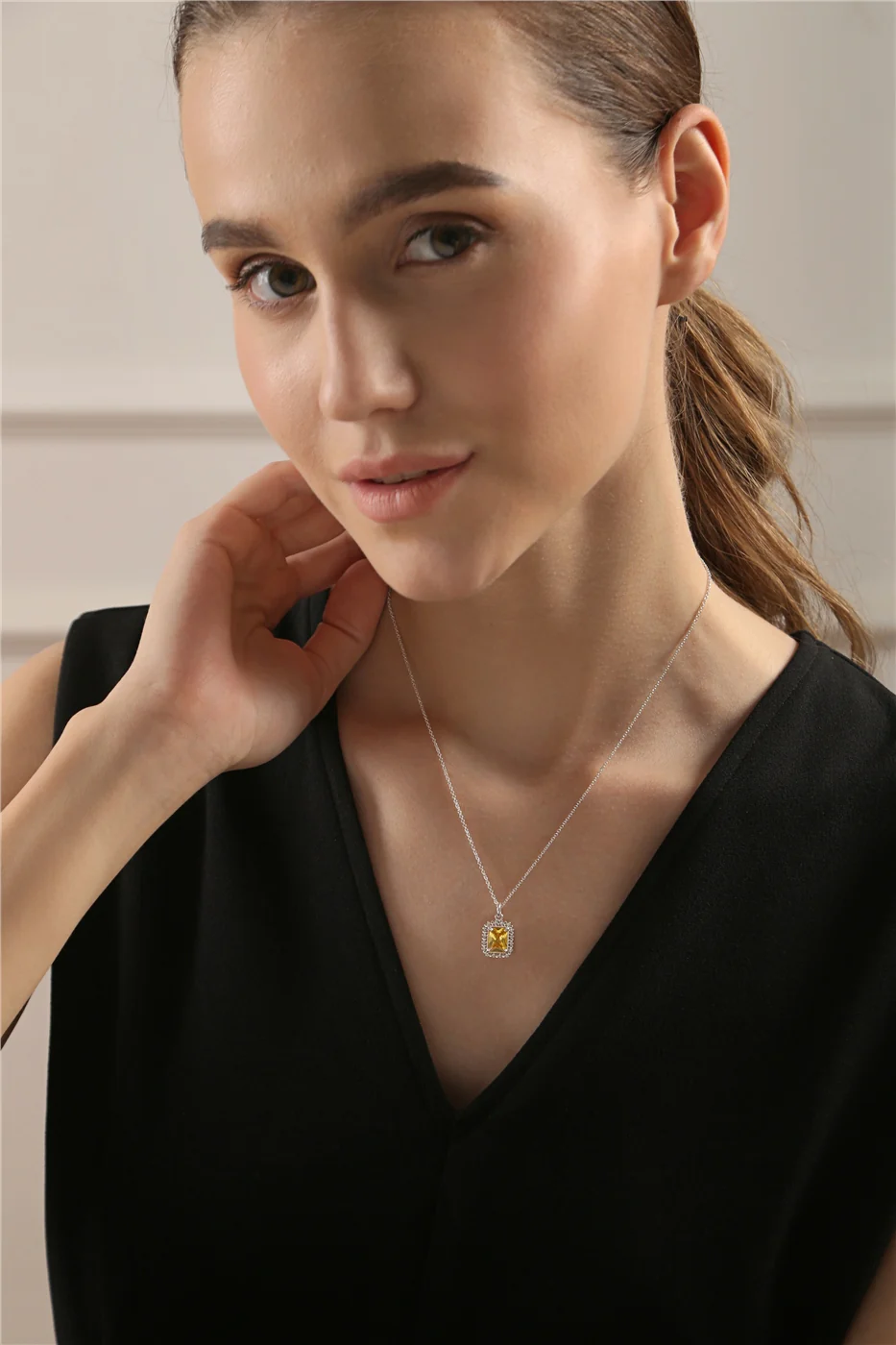 Rectangle Light Topaz Stone Pendant - Image 2