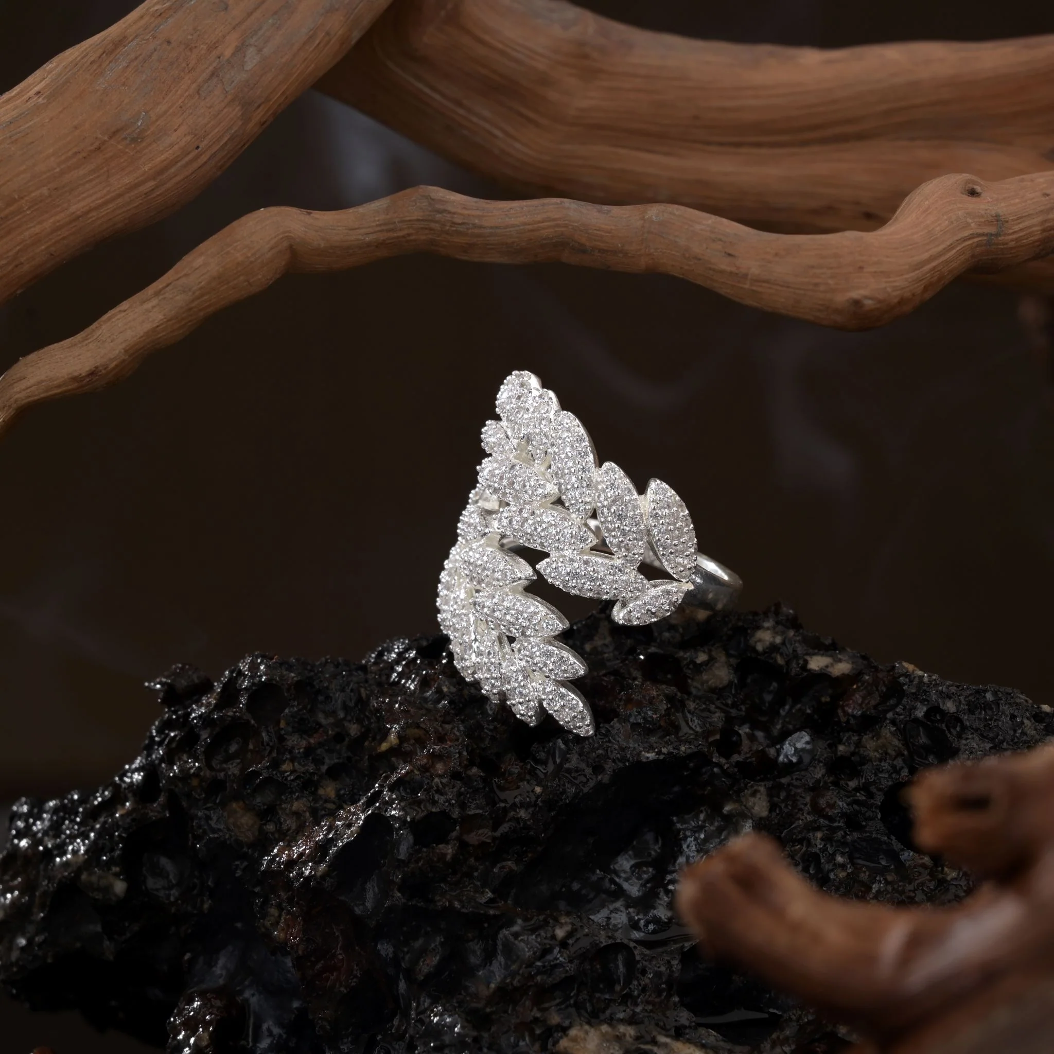 Silver Plated Leaf Ring - Image 2