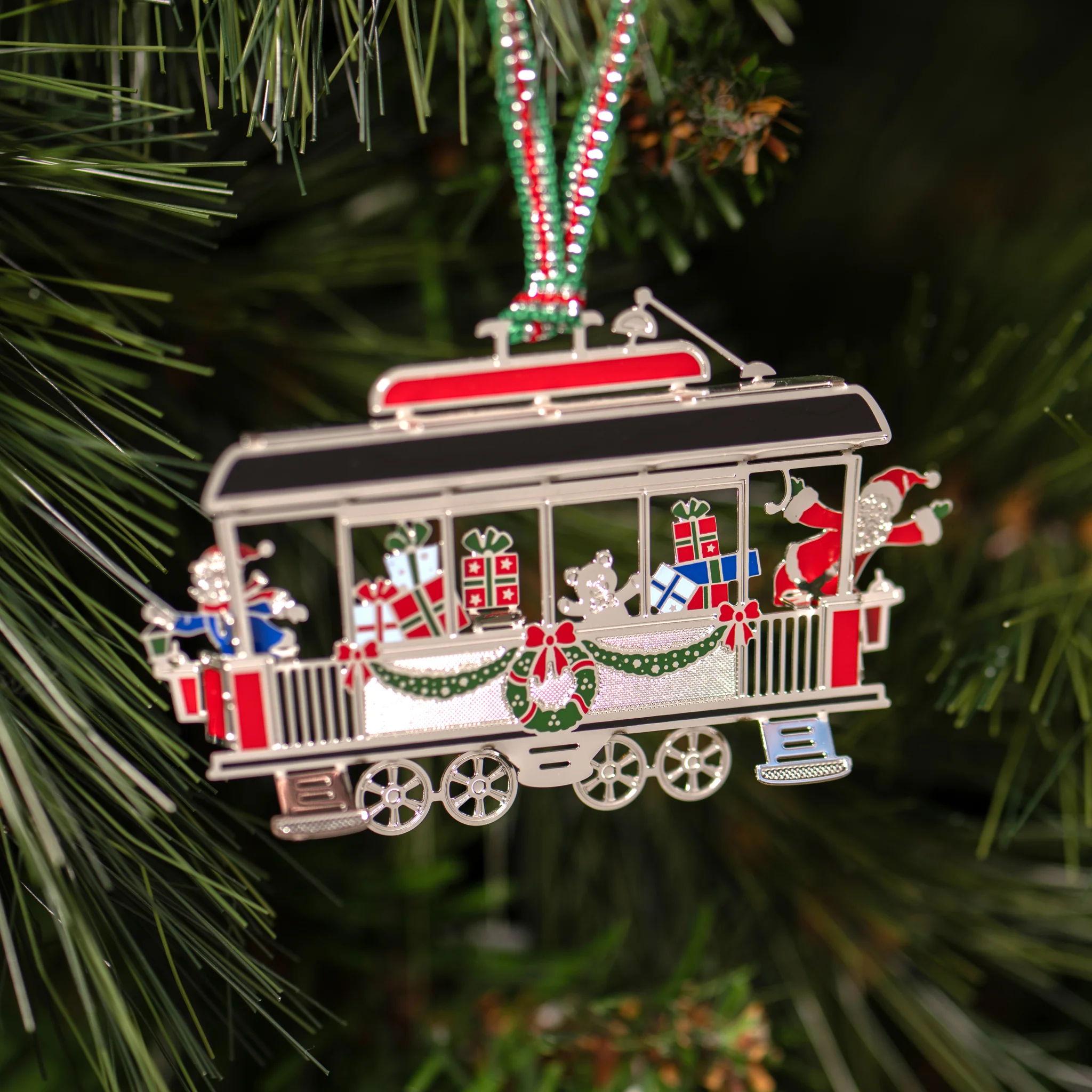 Tram Carriage Christmas Tree Decoration - Image 2